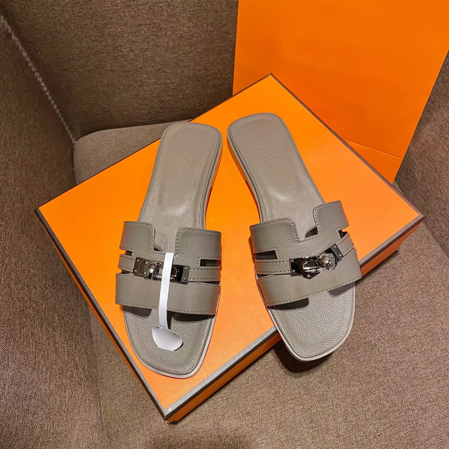 Women'S Flat Sandals with Metal Buckle - Stylish Versatile Spring/Summer New Arrivals Slide Walking Shoes for Girls